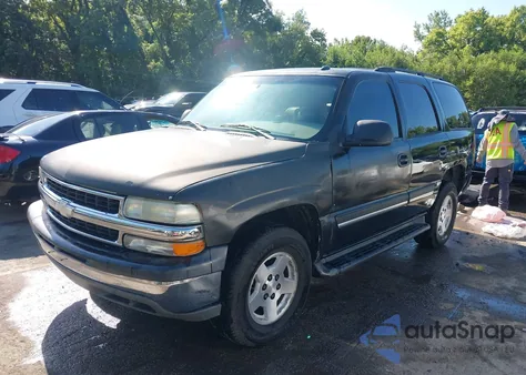 2005 Chevrolet Tahoe Ls из США, поврежденный, VIN 1GNEC13TX5R224878